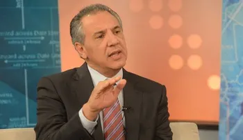 Peralta dice que Abinader solo hace denuncias