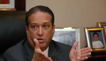 Vinicio Castillo advierte Reinaldo no puede presidir Comisión estudia proyecto de reforma 