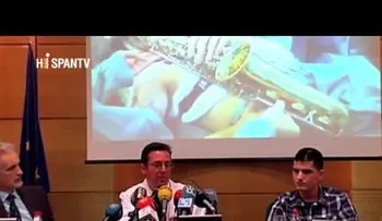Extirpan tumor cerebral a un paciente mientras toca el saxofón (VIDEO)