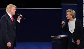 Pew: Clinton lidera entre latinos por amplio margen