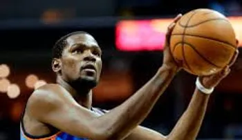 Anthony madruga en reclutamiento de Kevin Durant