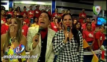 Presentadora le dice al Pachá: Usted y yo hemos dormidos juntos