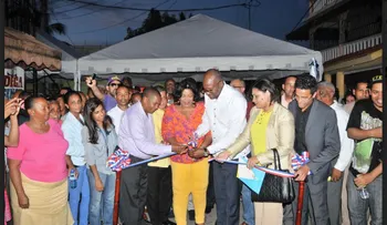 Alcaldía SDE entrega 3.5 kilómetros de calles asfaltadas en Los Frailes II