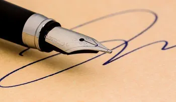 La firma no es solo un garabato: Escribir el nombre completo: es señal de aprecio por sí mismo, seguridad y auto aceptación