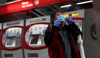 España reportó 517 nuevas muertes por coronavirus y una baja en los contagios diarios: 3.477