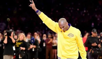 Kobe Bryant se despide de la NBA como toda una leyenda