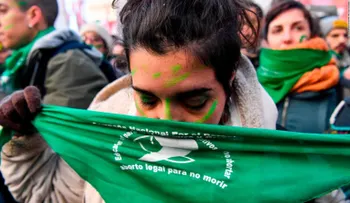 Senado de Argentina comienza el debate sobre despenalización del aborto