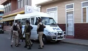 PEPCA y militares se presentan en casas alcalde y funcionarios de Ayuntamiento SFM