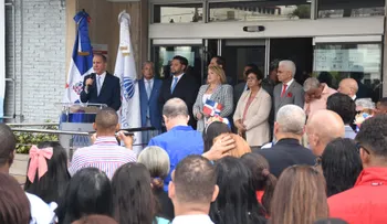 Ministro de Educación Superior insta a fortalecer amor por símbolos patrios