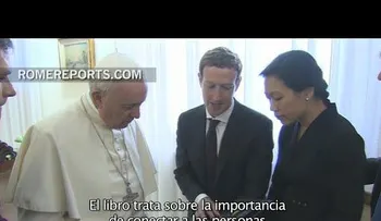 El fundador de Facebook se reúne con el papa Francisco (VIDEO)