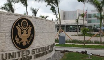Embajada EEUU suspende operaciones consulares en RD, tras detectar una sustancia desconocida