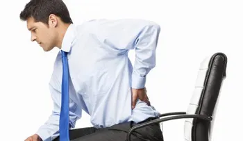 Pasar muchas horas sentado aumenta el riesgo de cáncer