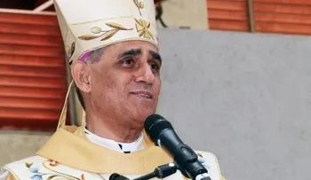 Arzobispo llama utoridades a defender la nacionalidad