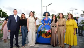 Llega a Santo Domingo la quinta Menina "Frutas de Dominicana"