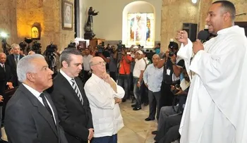 Luis Abinader afirma que busca sacar al PLD y cambiar el país