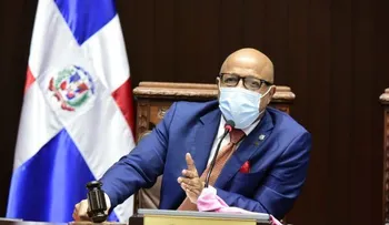 Pacheco advierte que solo la reforma evitaría que se sigan tomando préstamos: "hacerla es mala y no hacerla peor" 