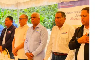 Senadores gestionan camino vecinal unirá cuatro provincias del Sur