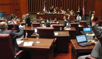 Senador PRM se retira de Comisión para escogencia miembros JCE