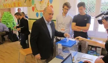 Partidos alemanes piden el voto en redes sociales en plena jornada electoral