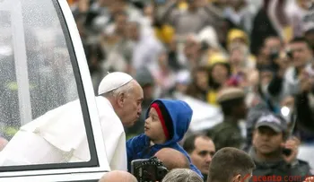 Papa fustiga obispos ambiciosos que hacen ostentación de príncipes