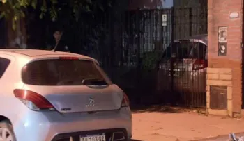 Bebé muere en auto en Argentina, al ser olvidada por su padre y genera conmoción 