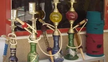 Fumar hookah puede provocar paros respiratorios, daños en los pulmones y el cerebro 