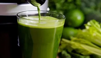 El colesterol malo y triglicéridos: 1 limón con un poco aceite de oliva, y te acordará por el resto de tu vida 