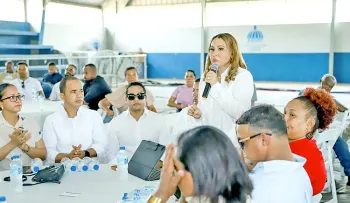 Supérate beneficia a más de 5,500 familias en Pedernales con programas sociales