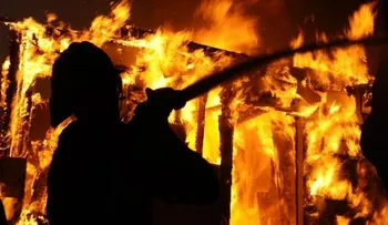 Mueren cuatro niños por incendio en Filadelfia