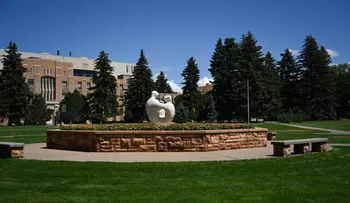 Estudiante de doctorado en Wyoming fue envenenado con acrilamida por una compañera, según fiscales
