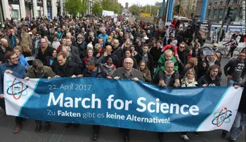 Marcha por la Ciencia reúne a multitudes en EE.UU. y otros países