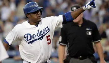 Juan Uribe mejora de su lesión y no será inhabilitado 