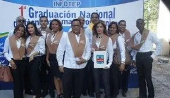 Más de 25 empleados de la CAASD se gradúan en diplomado