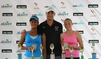 Celebran con gran éxito VIII Torneo Nacional Juvenil de Tenis en La Vega