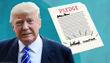 Donald Trump firma el juramento de lealtad al Partido Republicano