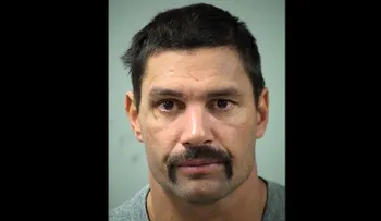 Arrestan a Manu Bennett, actor de 'El Hobbit' y 'Arrow'
