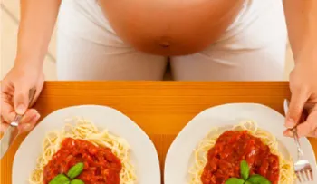 ¡Se tumba el mito! Las mujeres embarazadas no necesitan comer por dos