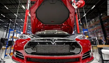 La peor pesadilla de Tesla... gasolina barata