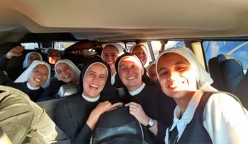 Conoce a las monjas que le cantarán pop al papa Francisco (VIDEO)