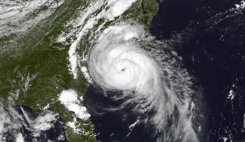 El huracán Arthur causó daños mínimos tras su paso por Carolina del Norte