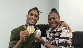 La madre de Christopher Melenciano: la mujer que convirtió la discapacidad de su hijo en una historia de oro