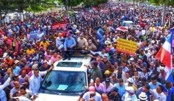 Peralta: En actividad de LF solo habían 3 ó 4 mil personas; hay tiempo para la reforma