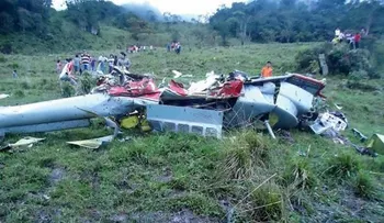 Cinco muertos al caer helicóptero en Colombia
