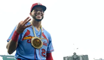 Joshua Báez hace historia con tres jonrones en su debut