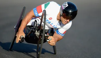 Zanardi celebró oro paralímpico el mismo día en que casi muere hace 15 años