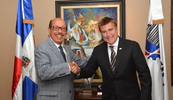 Embajador de EEUU y ministro Industria y Comercio sostienen encuentro