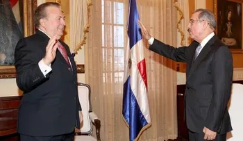 Danilo Medina nombra a Eduardo Selman cónsul en NY