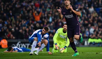 El Barcelona no cede ante el Real Madrid en la carrera por el título