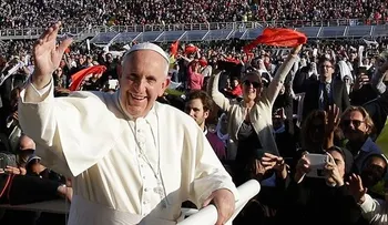 Papa denuncia la explotación laboral