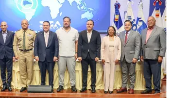 Acuerdo histórico agiliza el despacho de contenedores